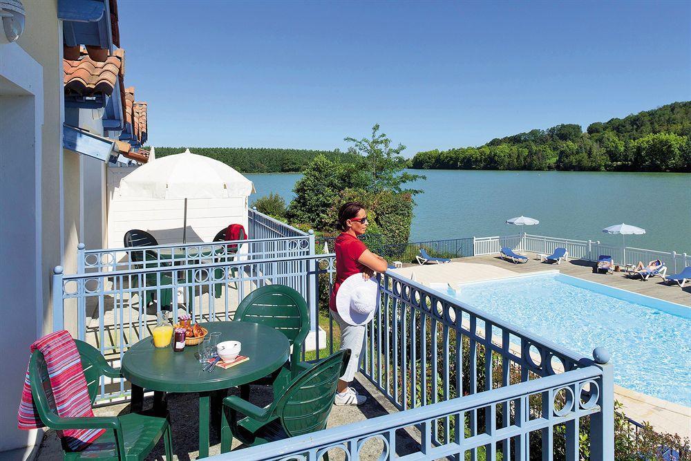 Pierre & Vacances Residence Le Montana Ла Монги Екстериор снимка
